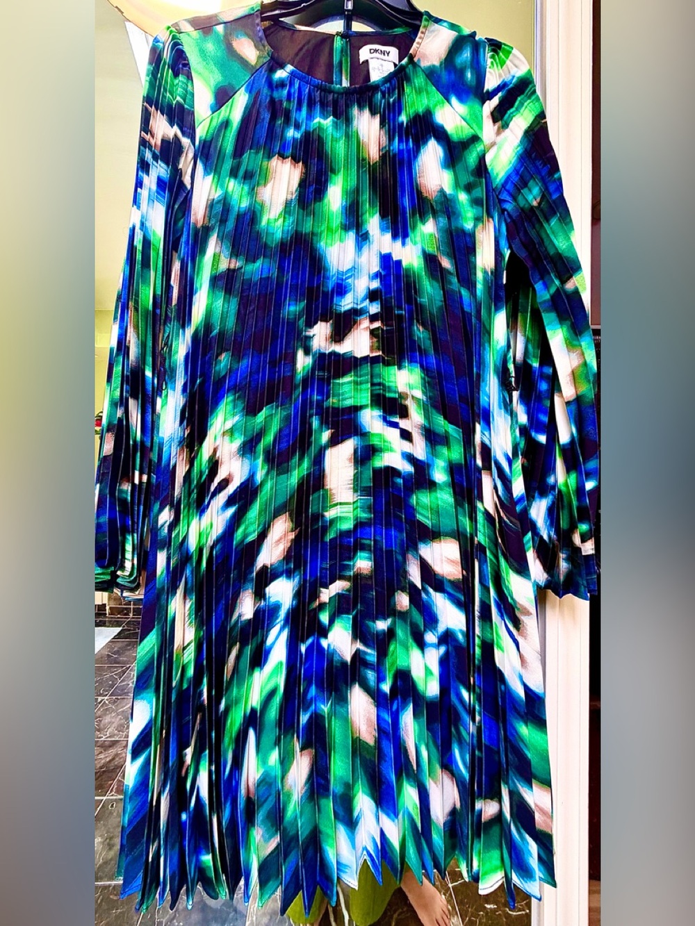 DKNY Blue & Green Abstract Pleated Long Sleeve Dress